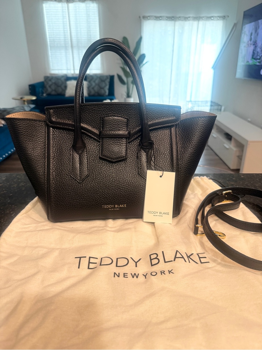 Teddy Blake Giulia Stampato 10